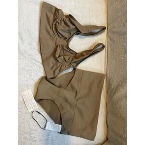 Yitty Nearly Naked Shaping Midi Bra and Underwear Set M/L - New